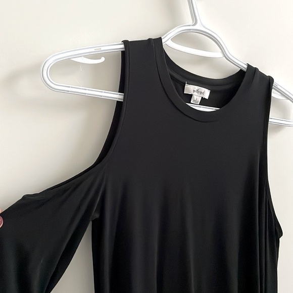 Aritzia long sleeve - Picture 2 of 4